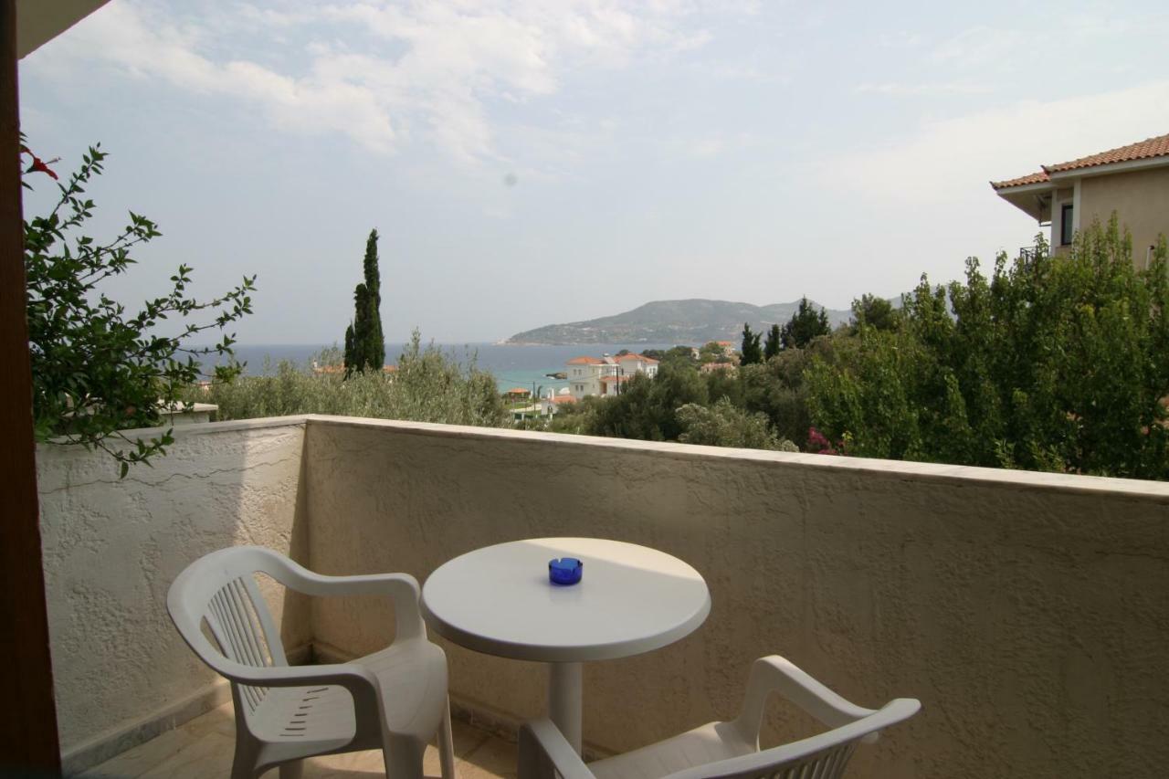 Kedros Hotel Samos Island Ngoại thất bức ảnh