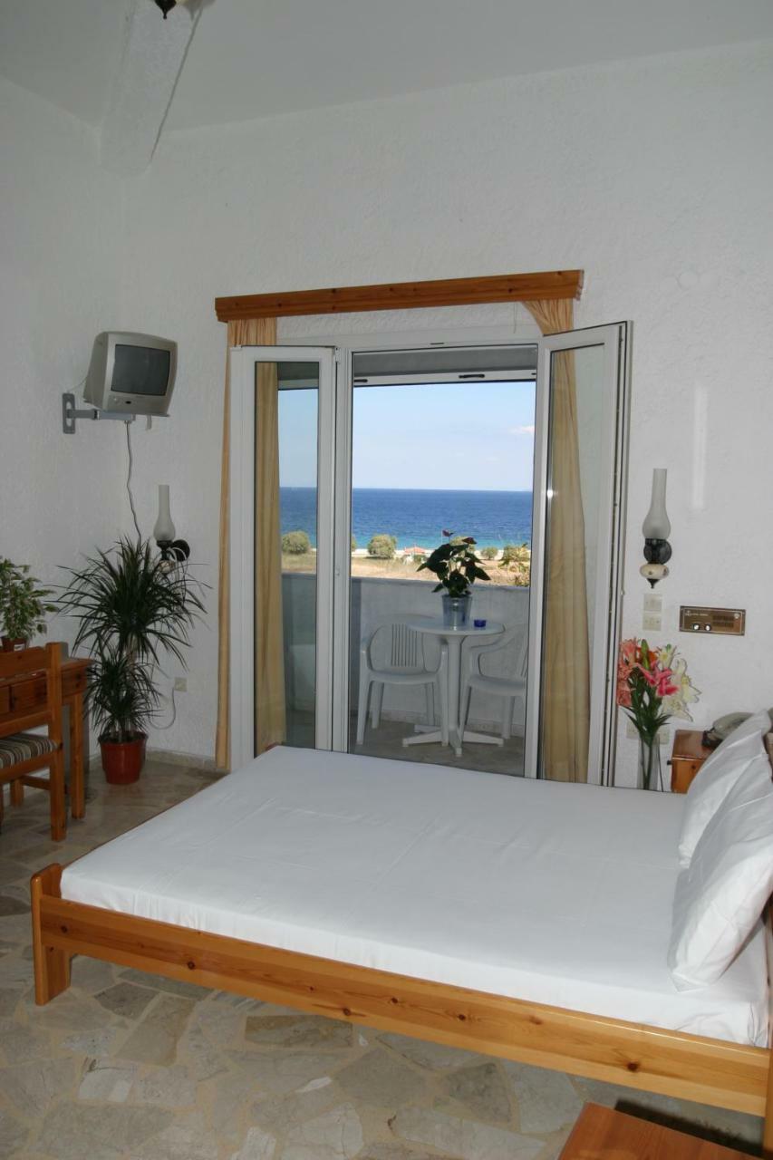 Kedros Hotel Samos Island Ngoại thất bức ảnh